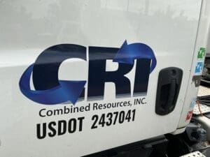 2011 HINO 268 24 FT BOX TRUCK