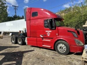 2016 VOLVO VNL64T670 SLEEPER